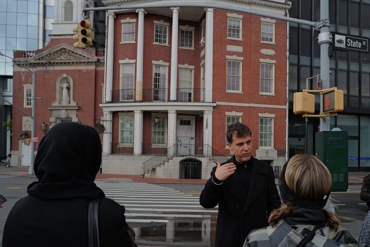 Exploring NYC’s Financial District: Architecture Walking Tour from Battery Park to Ground Zero photo 3