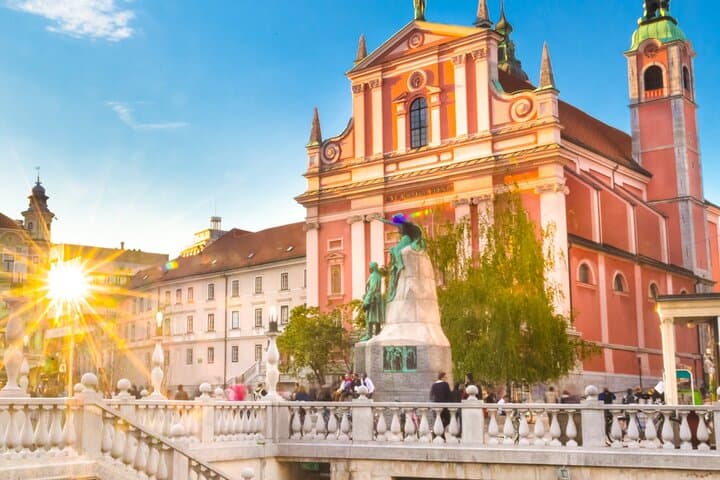 Ljubljana Scavenger Hunt: Self-Guided Audio Tour of the Old Town photo 4