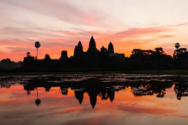 2-Day Private Angkor Explorer: Sunrise at Angkor Wat, Ta Prohm & Banteay Srei photo 2