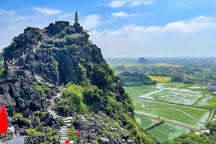 Ninh Binh Day Trip: Bai Dinh, Trang An & Mua Cave in One Day photo 6