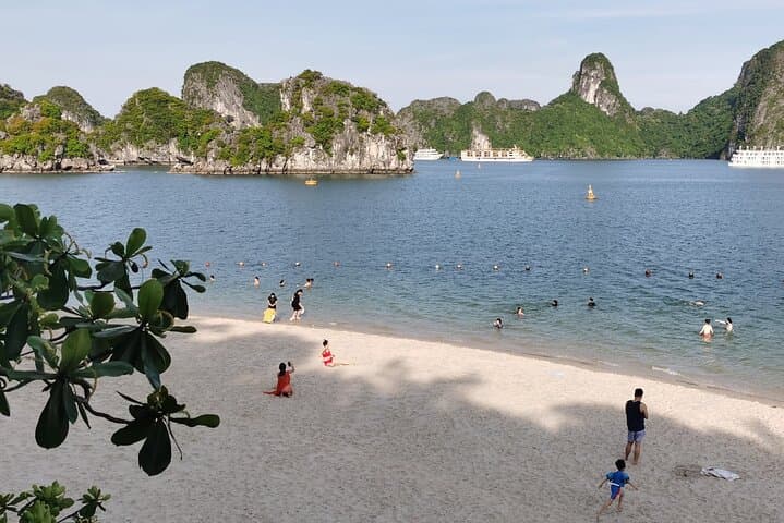 Margaret Cruise: 2-Day Halong Bay Explorer from Hanoi photo 4