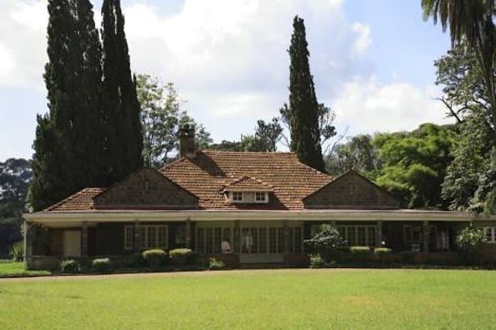 Karen Blixen, Kazuri Beads & Giraffe Centre Day Tour — Nairobi Wildlife, Craft & History photo 2