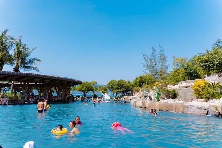 Snorkeling at Mun Island (Hon Mun) Marine Park — Nha Trang Bay Half-Day photo 3