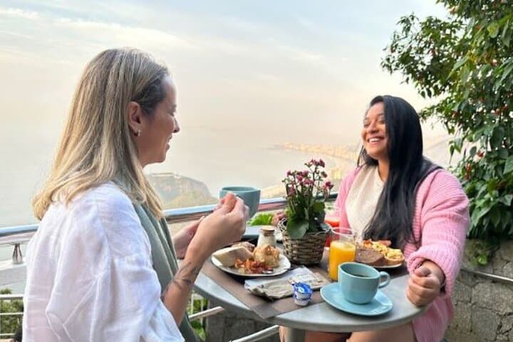 Sunrise at Sugarloaf Mountain: Cable Car Sunrise & Breakfast in Rio photo 2