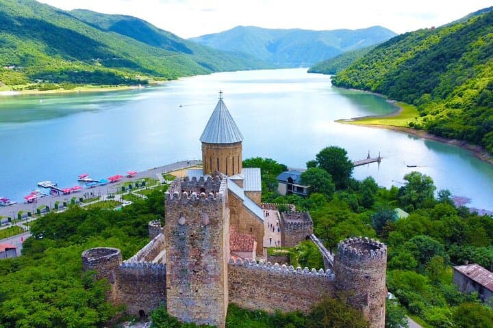 Kazbegi and Gudauri Mountain Tour from Tbilisi — Gergeti, Ananuri & Jinvali Day Trip photo 2