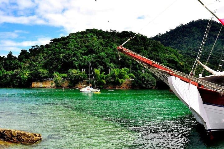 3-Day Rio Circuit: Christ the Redeemer, Angra dos Reis & Rocinha Favela Tour photo 4