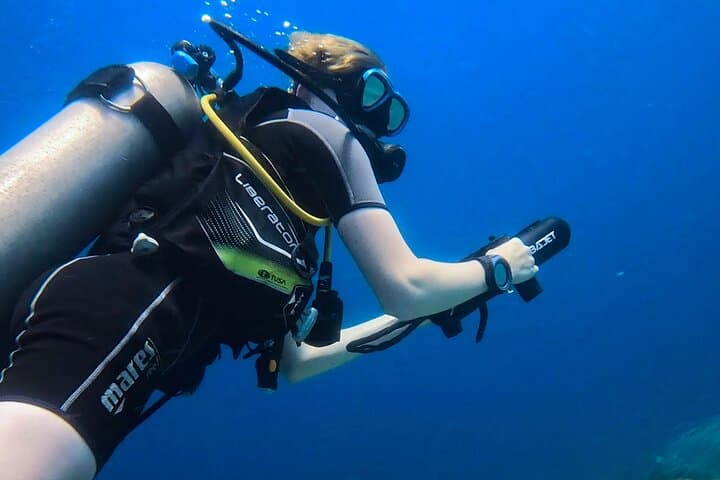 DPV Dive at Director's Bay, Curaçao — Underwater Scooter Reef Adventure photo 2