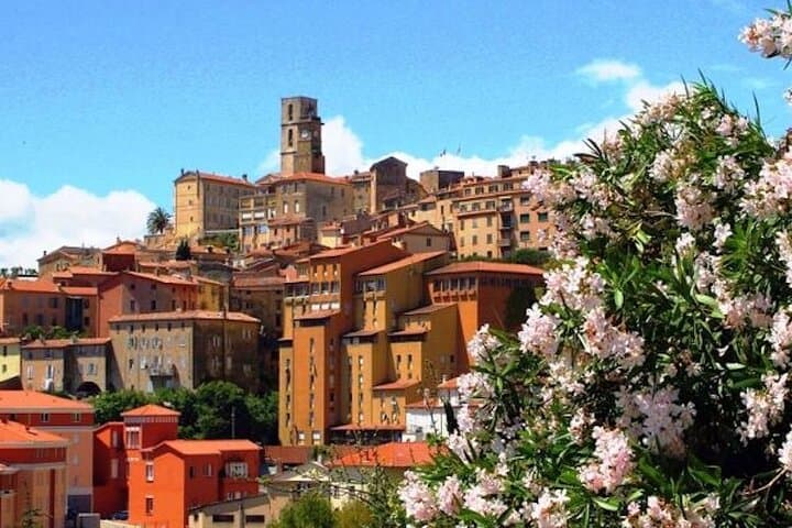 half-day-private-tour-nice-to-grasse-cannes-antibes-perfume-and-coastal-sights photo 4