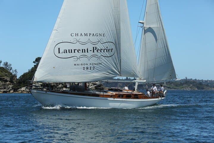 Hands-On Sailing on a Classic Sydney Yacht: 2.5-Hour Harbour Cruise and Lesson photo 2