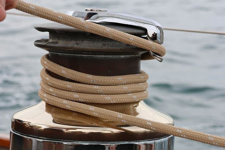 Hands-On Sailing on a Classic Sydney Yacht: 2.5-Hour Harbour Cruise and Lesson photo 4
