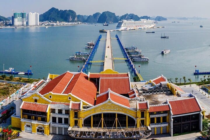 Ha Long Bay Day Cruise from Ha Long Port: Tuan Chau Shared Boat & Thien Cung Cave photo 1