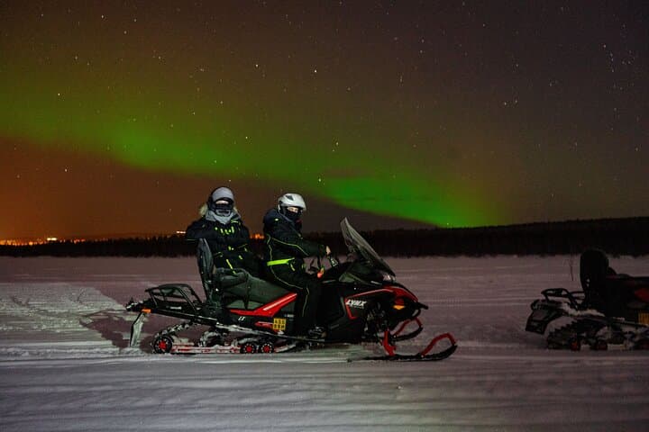 Rovaniemi Northern Lights Snowmobile Night: Private Aurora Hunt photo 4