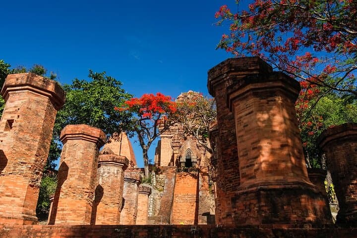 Private Nha Trang City Tour from Cruise Port — Long Son Pagoda, Ponagar & Dam Market photo 2