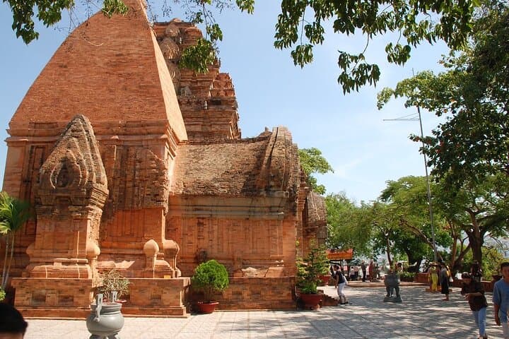 Private Nha Trang City Tour from Cruise Port — Long Son Pagoda, Ponagar & Dam Market photo 3