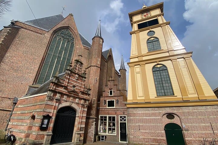 Solve the Explosive Enkhuizer: Enkhuizen Escape City Walk photo 3