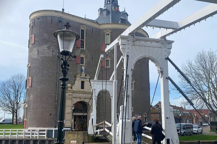 Solve the Explosive Enkhuizer: Enkhuizen Escape City Walk photo 5