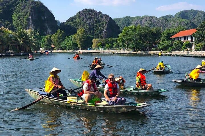 Ninh Binh Day Trip from Hanoi: Tam Coc Boat, Mua Cave & Hoa Lu photo 2