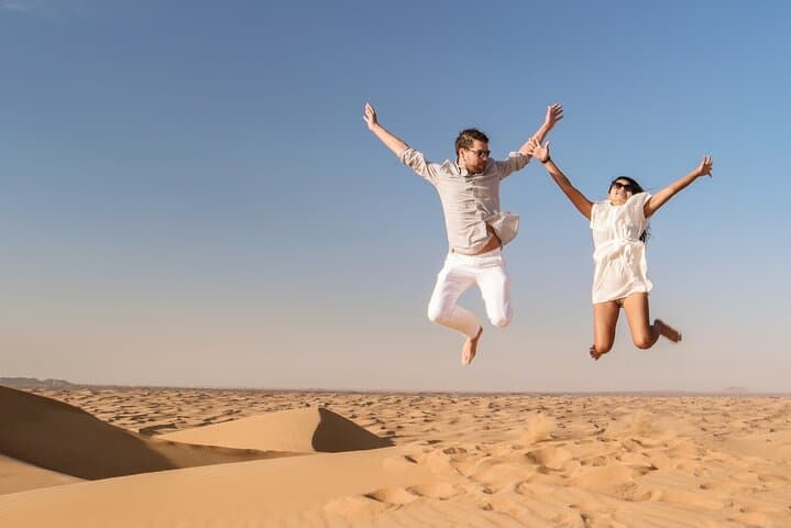 Dubai Desert Safari: Dune Bashing, Sandboarding & BBQ Evening photo 4