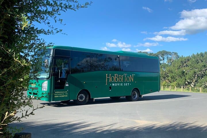 Private Auckland Day Tour: Hobbiton, Wai-O-Tapu & Rotorua — One Epic Day photo 4