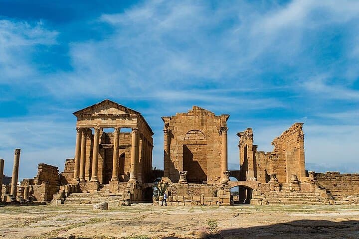 Discover Northern Tunisia in 2 Days: Dougga, Kairouan & Sufetula Cultural Tour