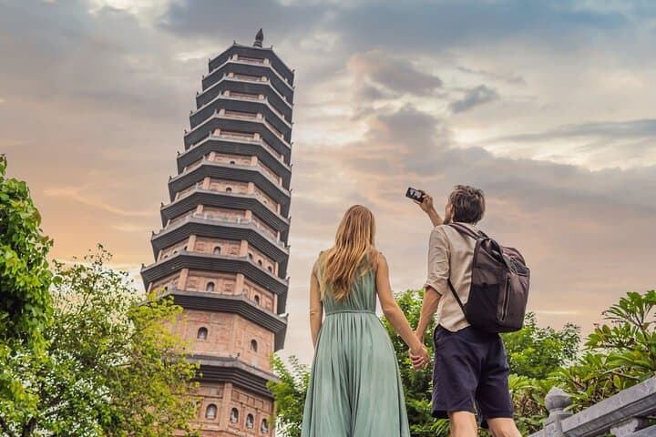 Full-Day Ninh Binh: Hoa Lu & Tam Coc Luxury Tour from Hanoi photo 6
