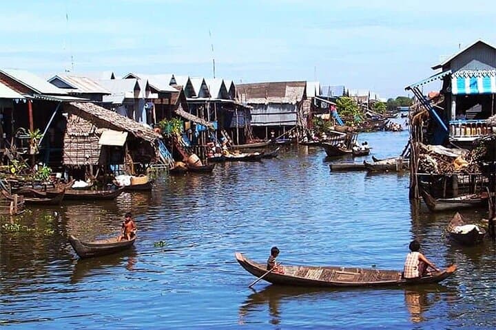 Exploring Kampong Khleang: Tonle Sap’s Floating Village and Stilted Community photo 5