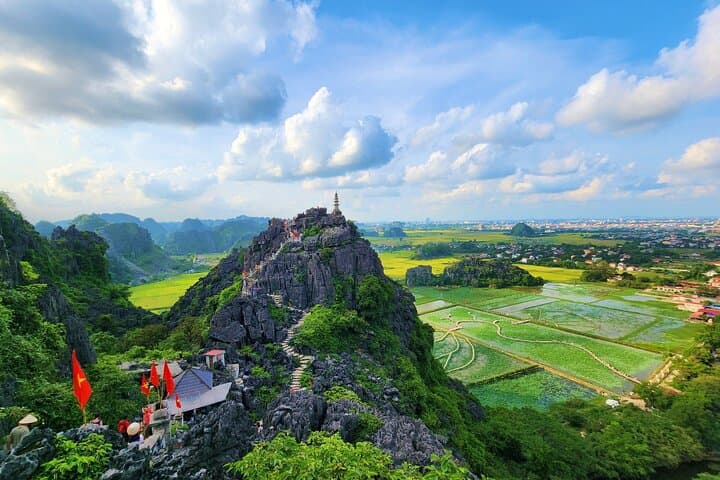 Ninh Binh Ancient Capital and Trang An Full-Day Luxury Tour from Hanoi photo 4