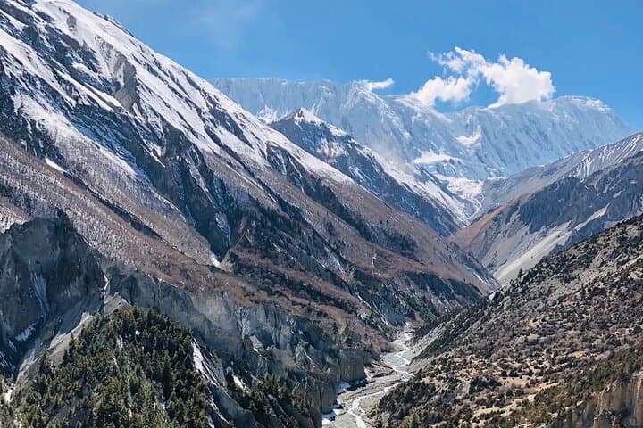 Private Guided Day Hike on the Annapurna Circuit photo 2