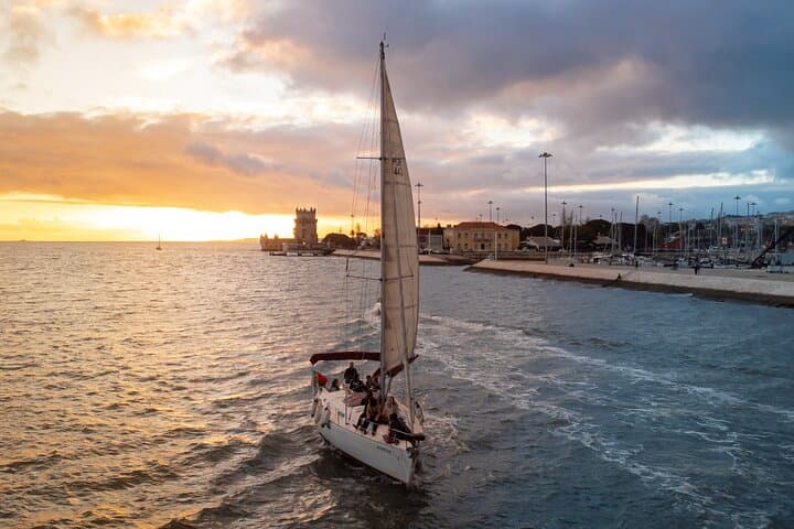 Private 2-Hour Lisbon Sailing Tour with Wine and Snacks photo 4