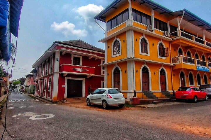 Discover Goa's Portuguese Heritage: Fontainhas & Old Goa Private Walking Tour photo 4