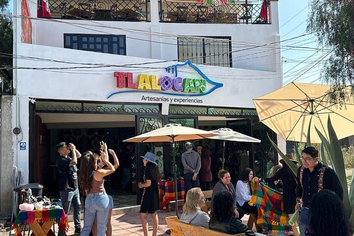 Hot-Air Balloon over Teotihuacán: Cave Breakfast & Artisanal Workshop from CDMX photo 4