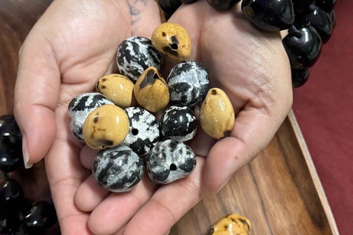 Make a Kukui Nut Bracelet on Maui: Hands-On Hawaiian Craft Workshop in Kahului