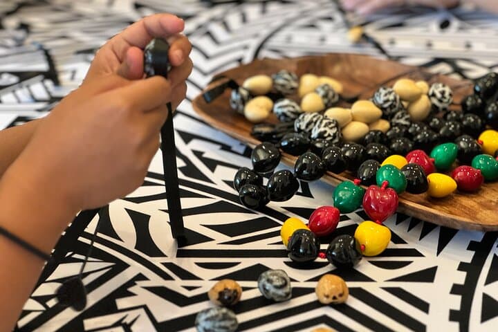 Make a Kukui Nut Bracelet on Maui: Hands-On Hawaiian Craft Workshop in Kahului photo 3