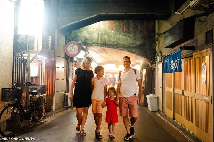Private Tokyo Photo Experience: 2-Hour Professional Photo Shoot in Asakusa, Ginza, Shibuya & Shinjuku