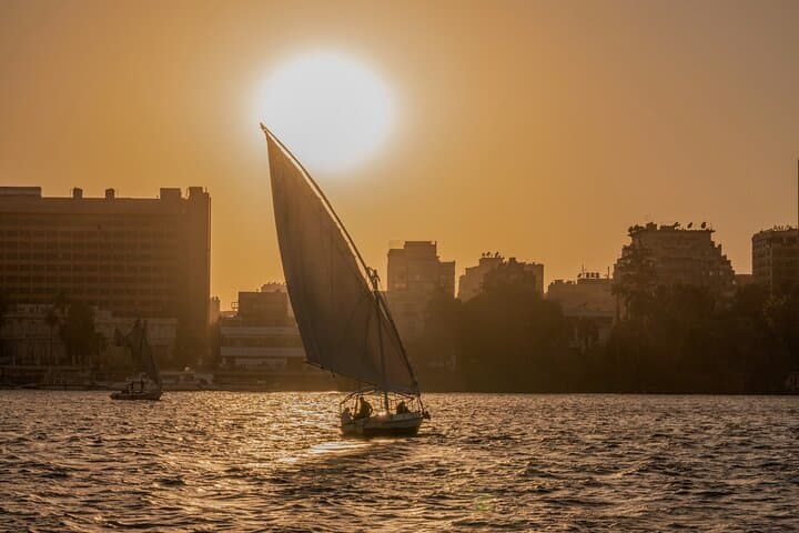 Sunset Felucca Ride on the Nile: Private 1-Hour Cruise in Cairo photo 3