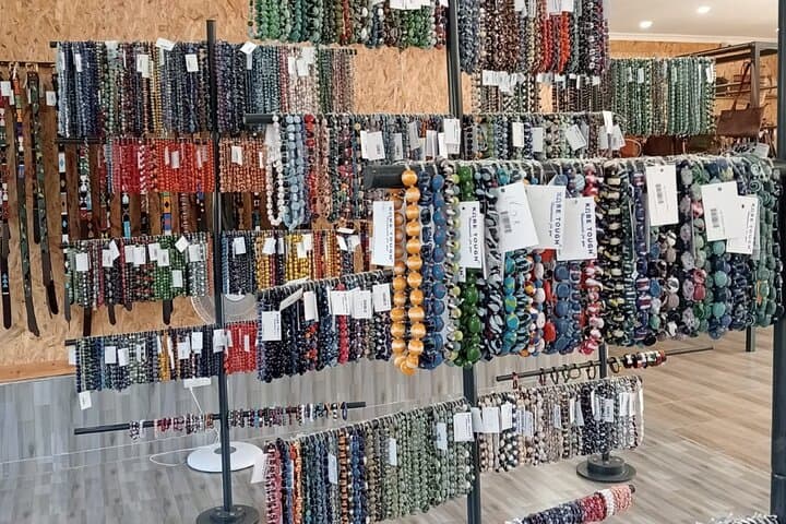 Karen Blixen, Kazuri Beads & Giraffe Centre Day Tour — Nairobi Wildlife, Craft & History photo 4