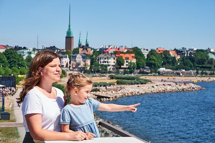 Jewish History Walking Tour of Helsinki Old Town — Private 2-Hour Guide photo 2