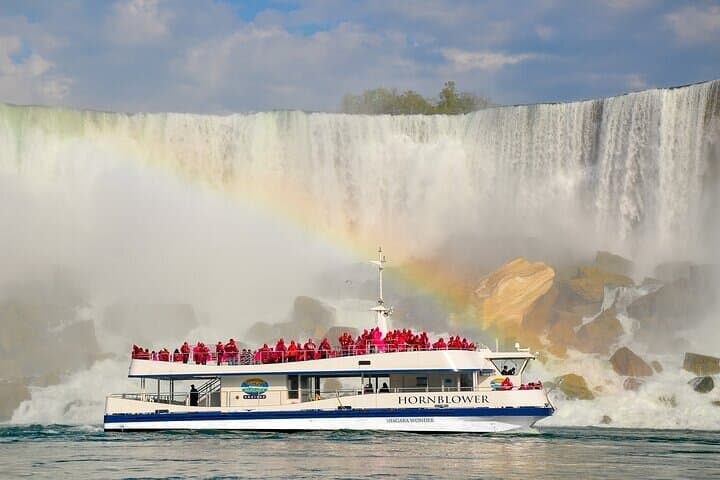 5-Day Fall Foliage & Niagara Falls Tour — Boston to Toronto, Montreal & Quebec photo 4