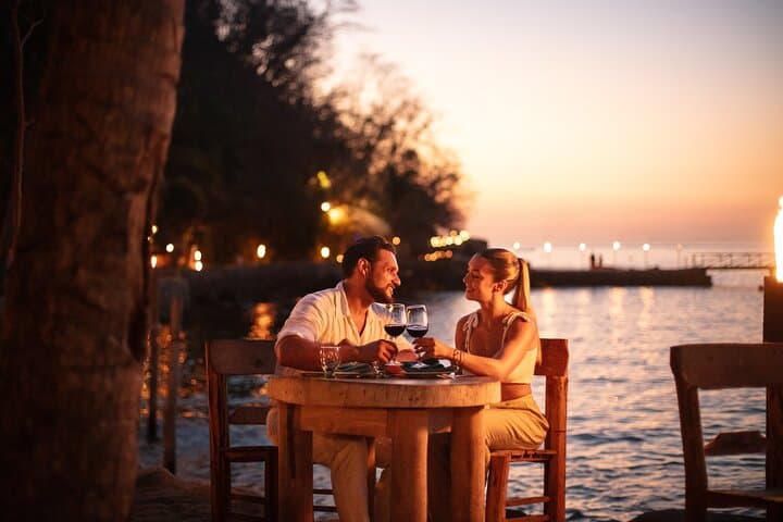 Sunset Cruise to Las Caletas: Rhythms of the Night, Open Bar & Candlelight Dinner photo 5