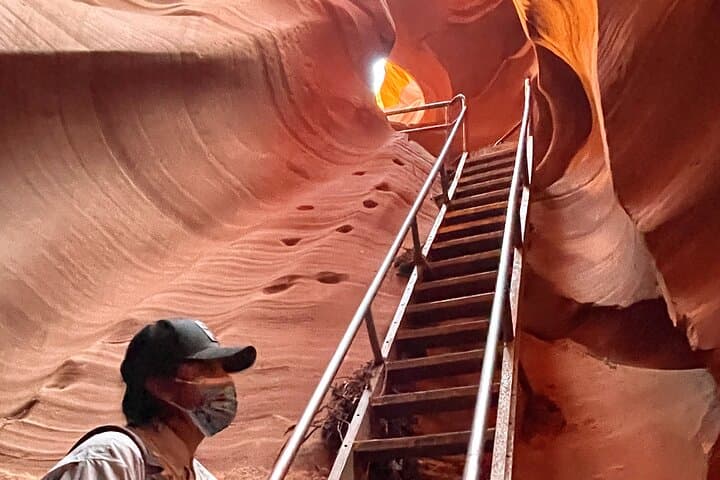 Private Antelope Canyon Day Tour: Lower Antelope, Horseshoe Bend & Navajo Trading Post photo 5