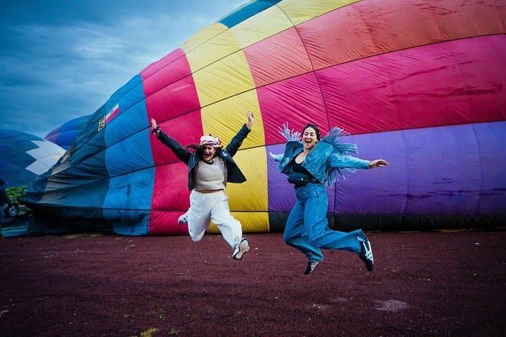 Hot-Air Balloon over Teotihuacán: Cave Breakfast & Artisanal Workshop from CDMX photo 6