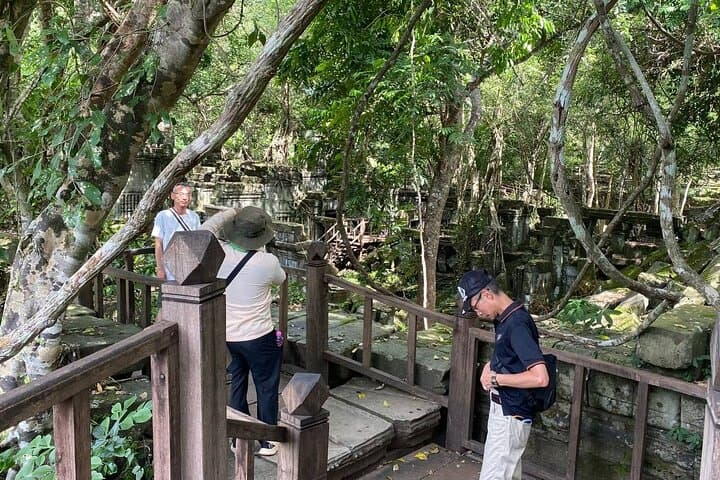 Beng Mealea Temple Tour: Explore Cambodia’s Wild Angkor and Artisan Workshops photo 5