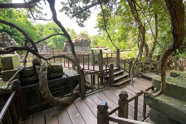 Beng Mealea Temple Tour: Explore Cambodia’s Wild Angkor and Artisan Workshops photo 2
