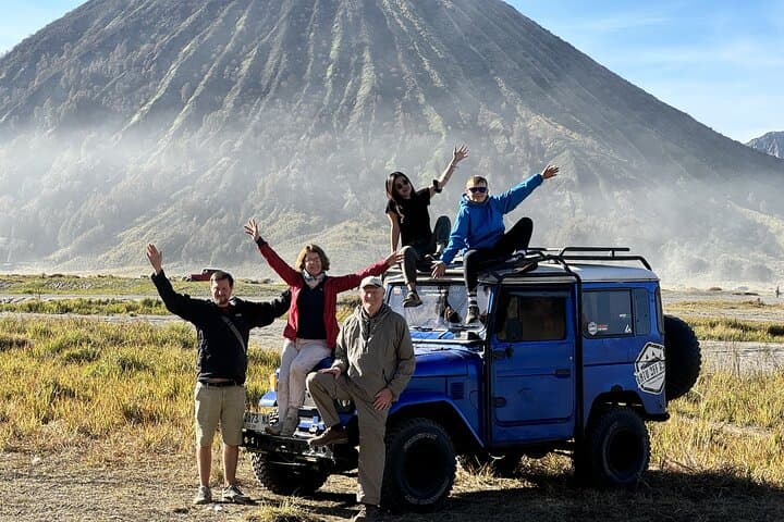 Mount Bromo Sunrise Private Trip: Penanjakan Dawn Jeep & Crater Rim Experience photo 2