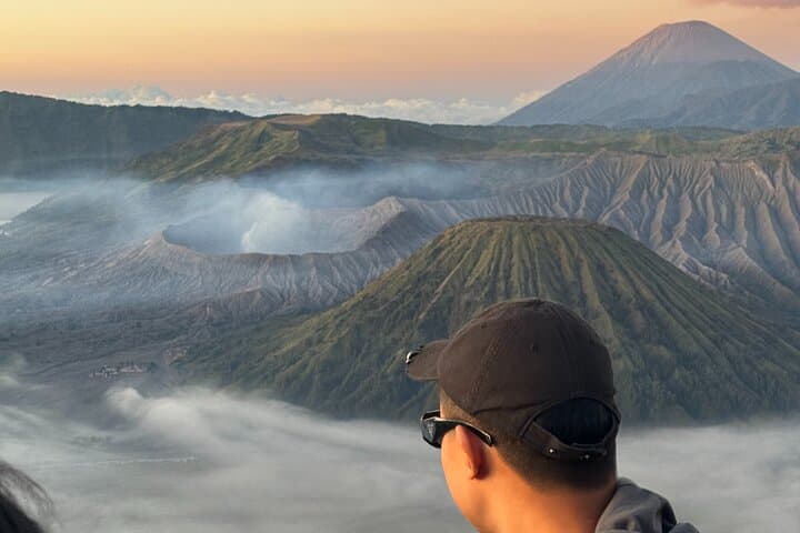 Mount Bromo Sunrise Private Trip: Penanjakan Dawn Jeep & Crater Rim Experience photo 3