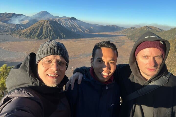 Mount Bromo Sunrise Private Trip: Penanjakan Dawn Jeep & Crater Rim Experience photo 4