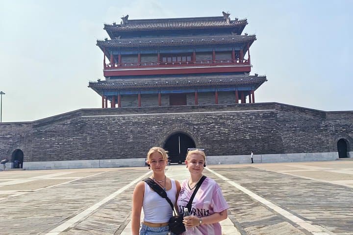 Cycle Beijing's UNESCO Central Axis: Historic 7.8 km City Bike Tour photo 4