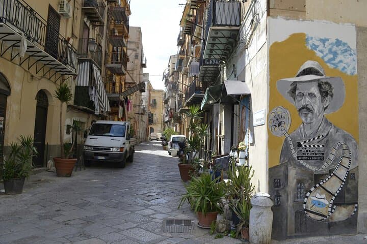 Palermo Mafia Exploration Game — Self-Guided Walking Quest Through the Old Town