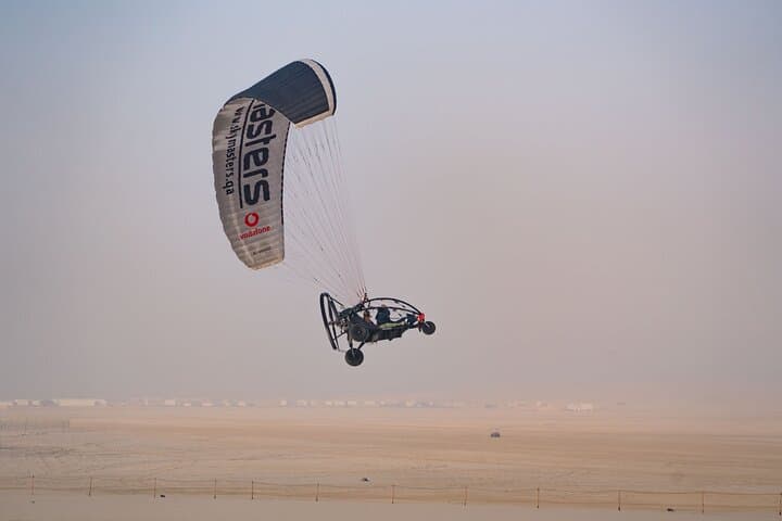 Private Doha Paratrike: Aerial Tour Over Desert, Coast and Skyline photo 3