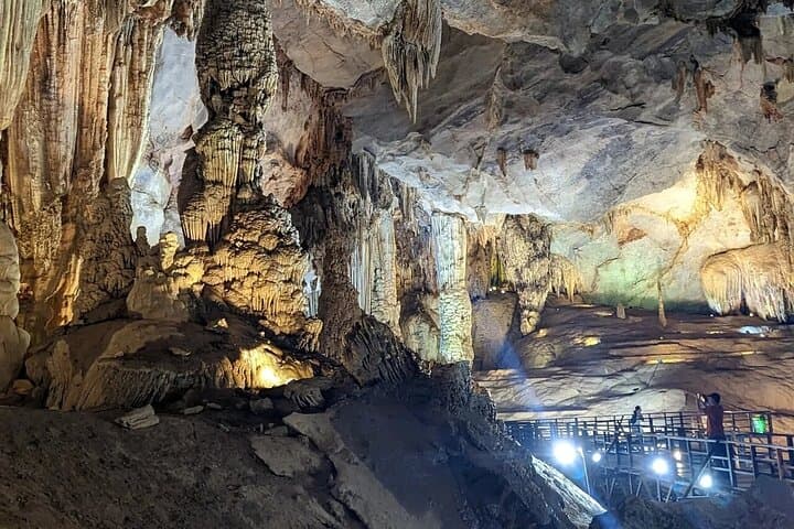 Paradise Cave & Phong Nha Cave Day Tour from Dong Hoi photo 6